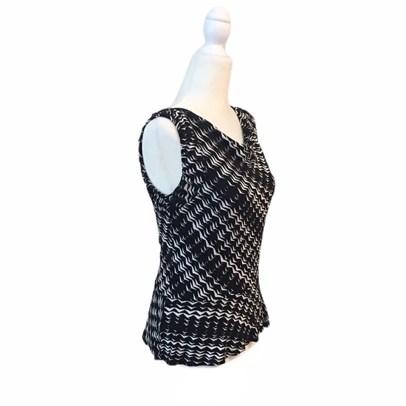 Ann Taylor Tops - Ann Taylor Black & White Geometric Peplum Blouse